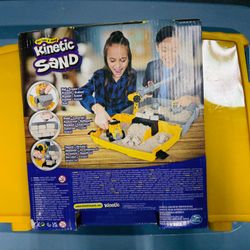 NEW Kinetic Sand box toy for kids