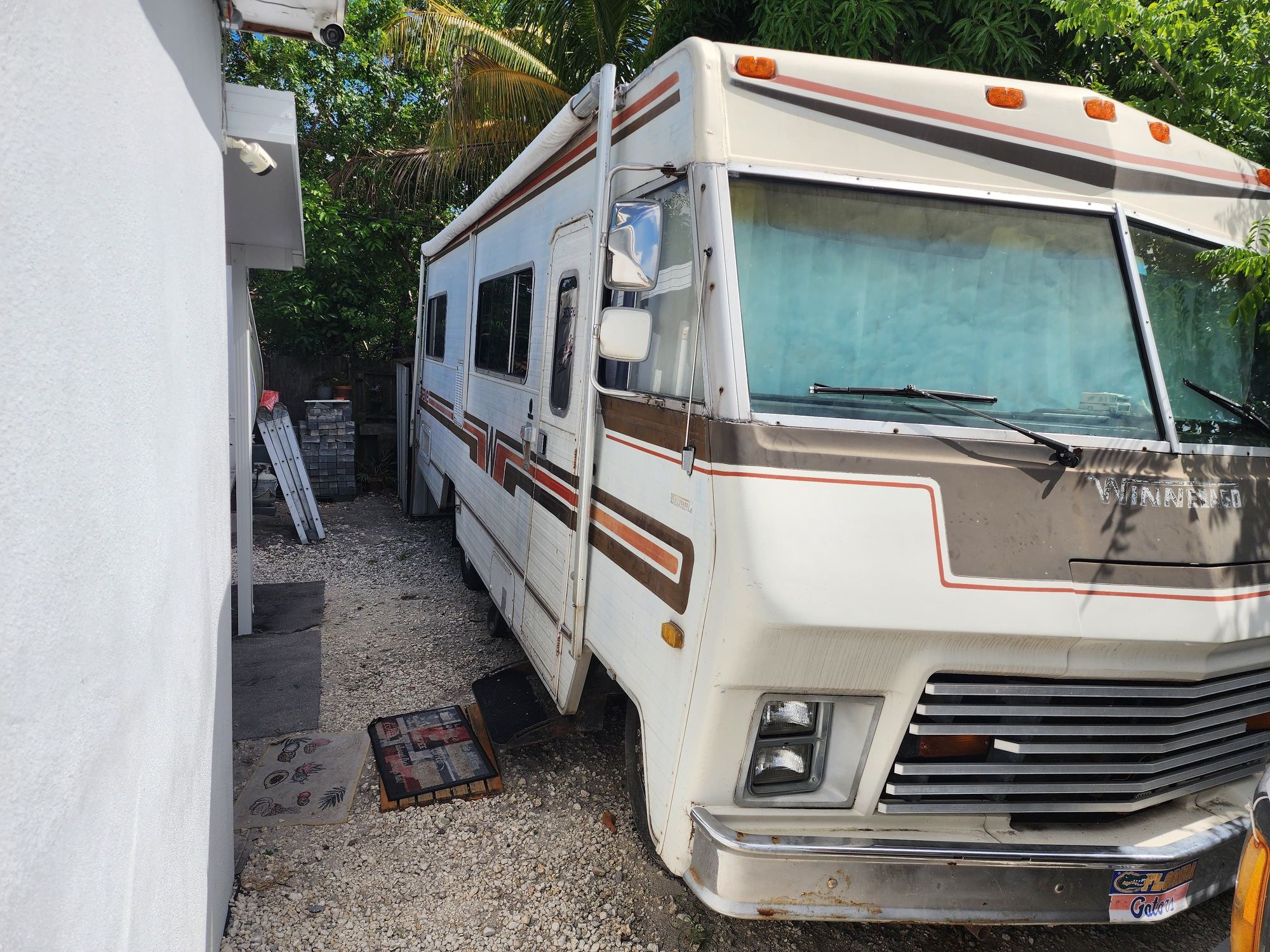 RV 