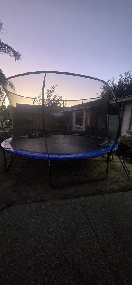 Trampoline