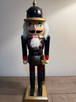 Wooden Soldier Nutcracker Figure