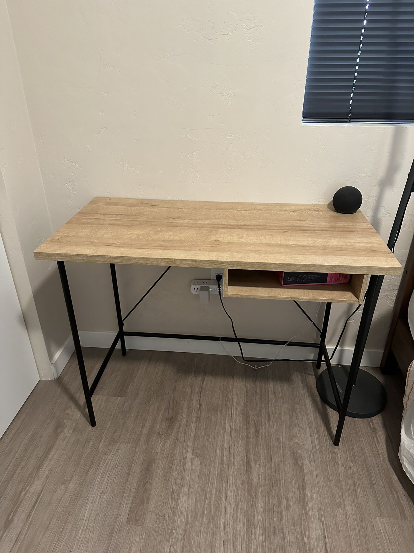 Desk 40x30x20
