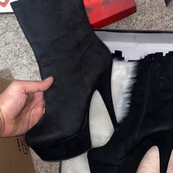 Women’s Pleaser Boots With Fur Cuffs