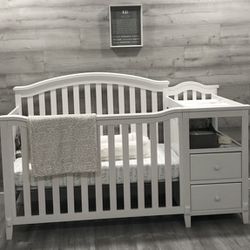 Crib With Changing Table And Toddler Rail
