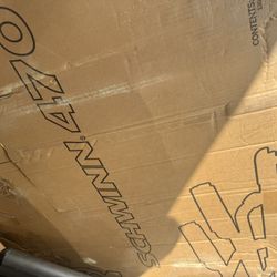 Schwinn 470 Elliptical 