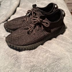 Original Authentic Yeezy Boost No Box 