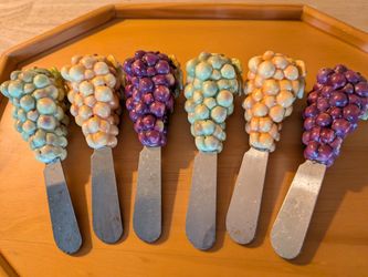 Vintage Cheese Spreaders Handles Are Various Types Of Grapes. Set Of Six