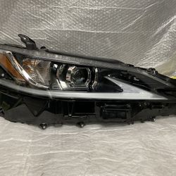 2022,2023,2024 Lexus ES250, ES300H, ES350 Right Headlight