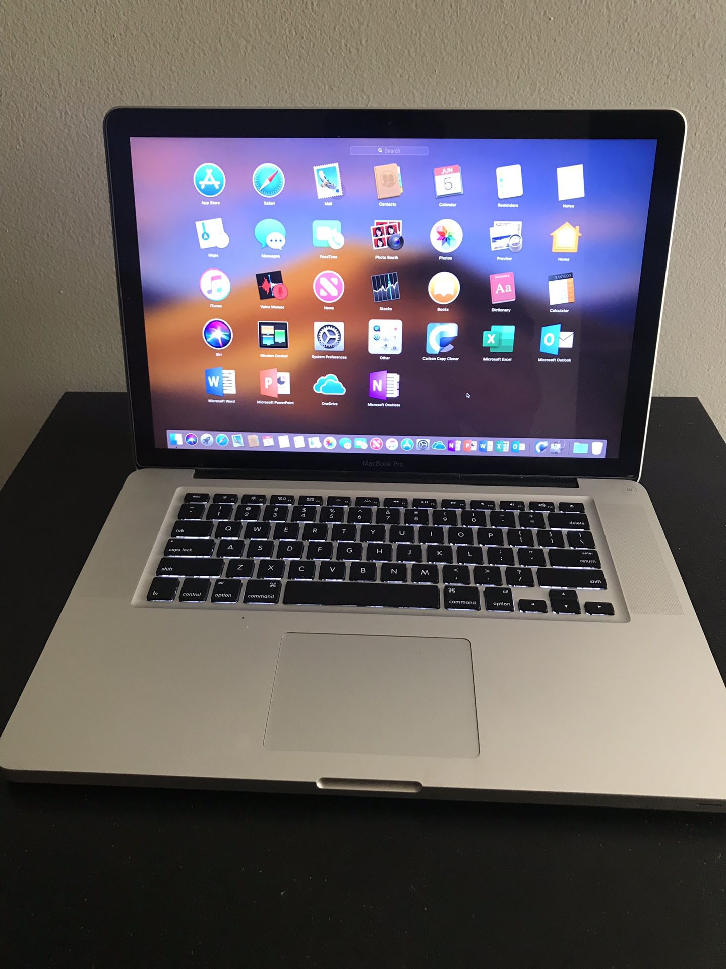 Apple MacBook Pro A1286 15.4" Laptop Intel core i7 8GB 256SSD Samsung fast - MD322LL/A (2011)
