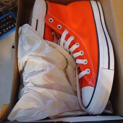 Converse Tennis Shoe Size 7 1/2 In Men's--size 9 1/2 In Women