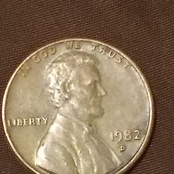 Raw 1982 Small Date "D" Lincoln Penny 3.1 Grams  Give Best Offer