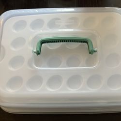 New Rubbermaid Serve And Store 7 Piece Party Set 