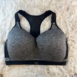Victoria Secret Sports bra, VSX, black/grey. Size Lg for Sale in Tumwater,  WA - OfferUp
