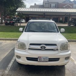 2005 Toyota Sequoia