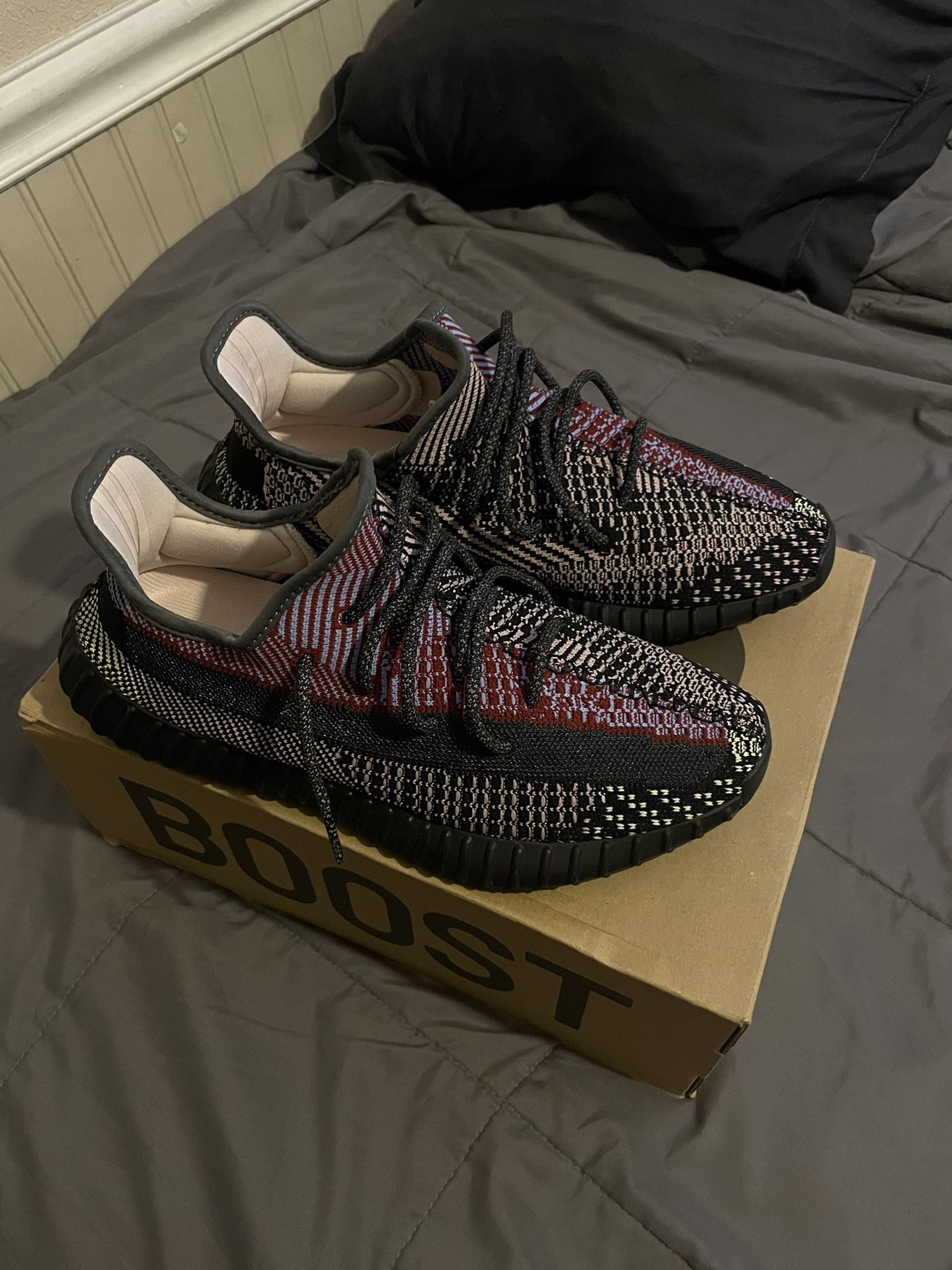 Yezzy Boost 350 V2 Yecheil Reflective