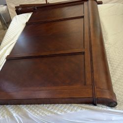 FREE - Bassett Sleigh Bed King bed Frame And Mattress
