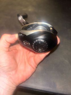 Lew’s custom XP   SLP bait caster reel