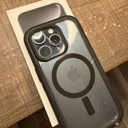 iPhone 15 pro 250GB blue titanium