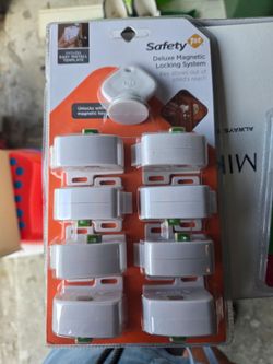 Safety 1st Deluxe Magnetic Cabinet Locking System