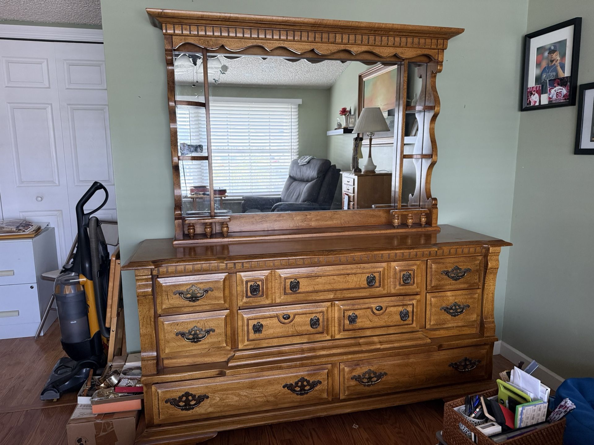 Dresser