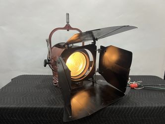 Mole-Richardson 5K Baby Senior SolarSpot Type 4191 with Barn Doors and Spare