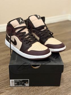 Air Jordan Mid SE “PARIS YMCA”