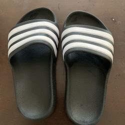 Kids adidas Slides 11k