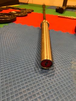 XMark Crowbar: 7ft Olympic Weightlifting Bar with Clamps