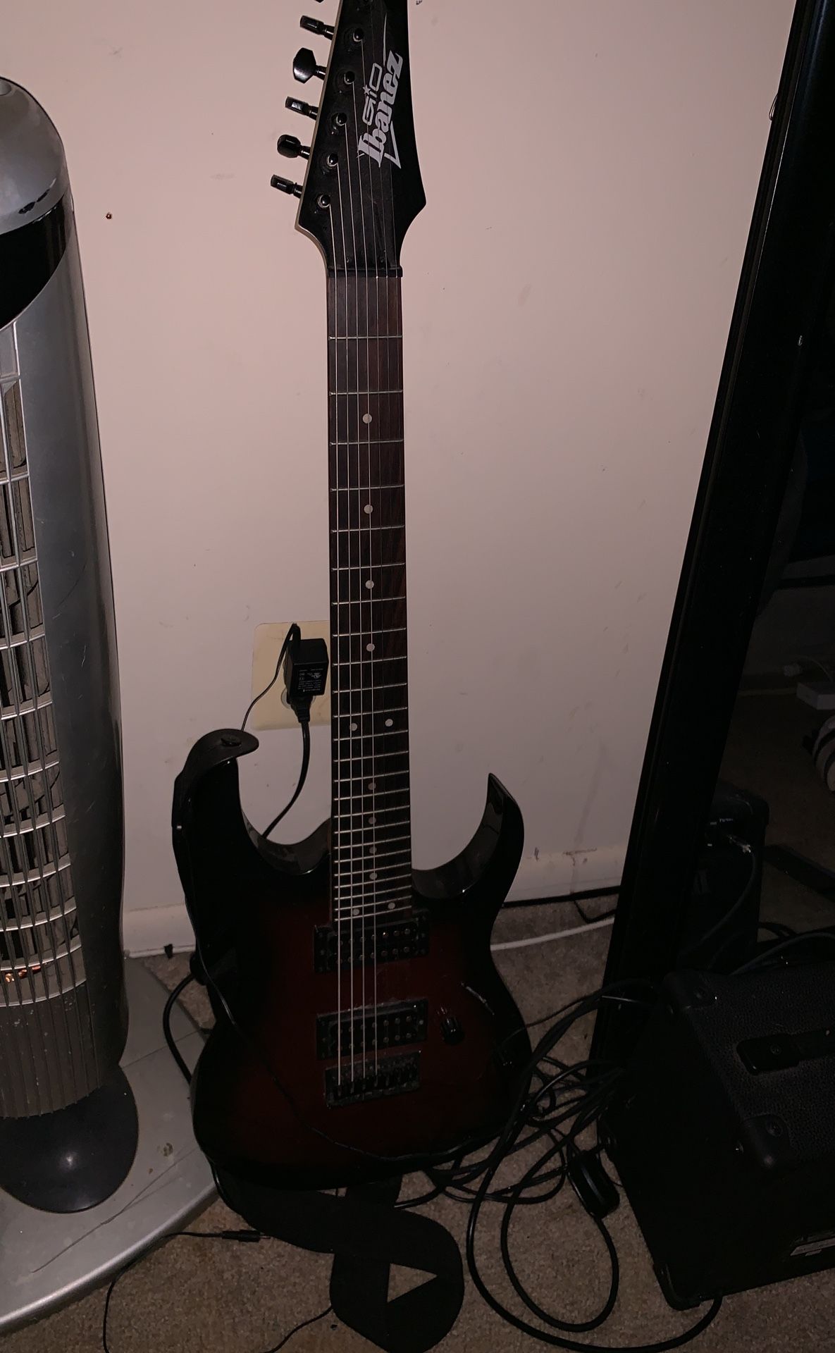 Ibanez grg7221 7 string guitar with amplifier