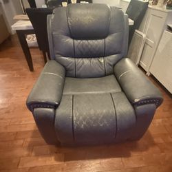 Recliner 