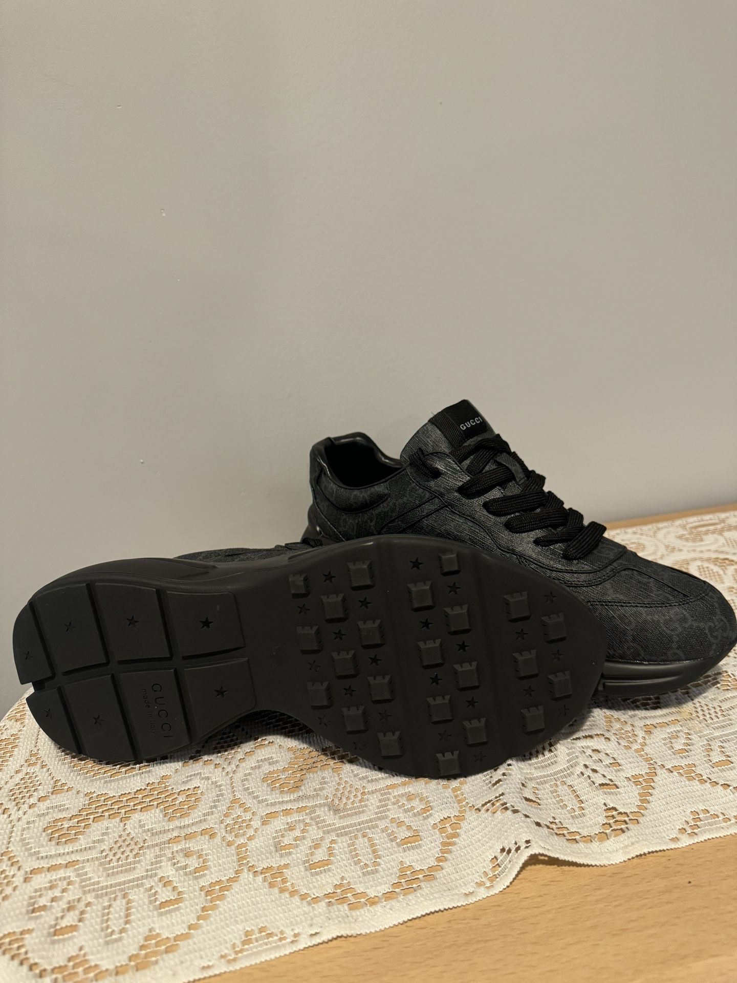 Gucci Shoe