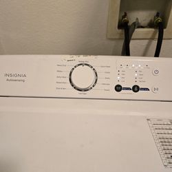 3.7 cu. Ft Insignia Washer 