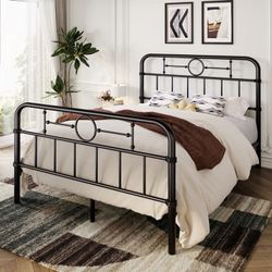 Black Metal Vintage Queen Bed Frame – Headboard & Footboard