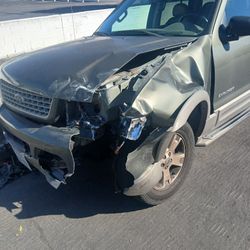 2004 Ford Explorer