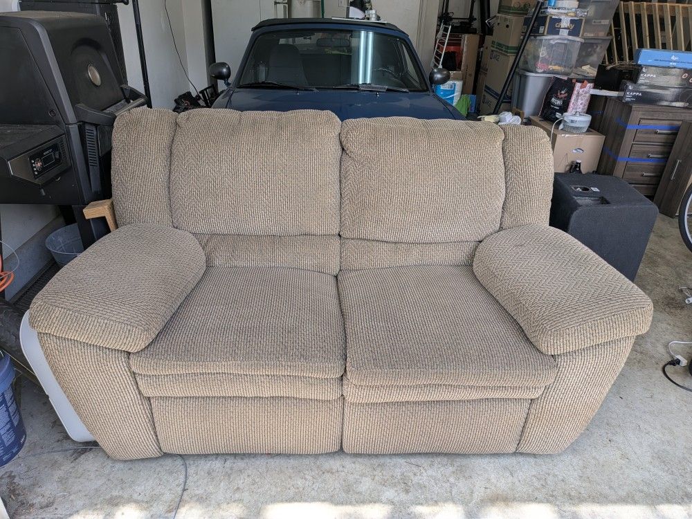 Couch With Recliners