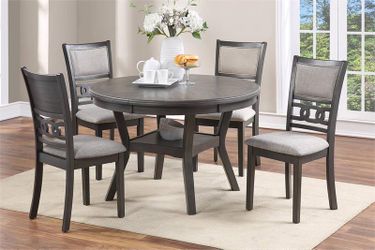 5 Piece Dining Set – Table & 4 Chairs 