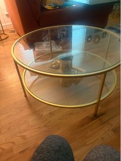Coffee table with 2 end tables