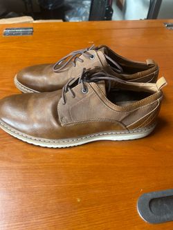 Men’s dress shoes, size 10