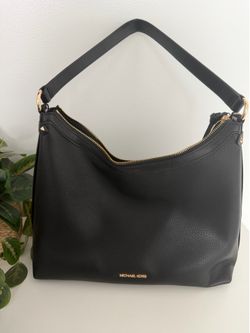 micheal kors black purse