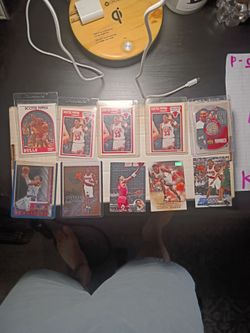 Scottie Pippen Basketball Card Lot
