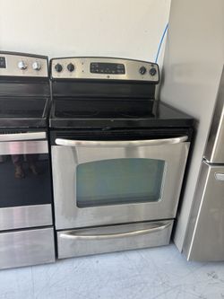 GE Stainless Steel Oven