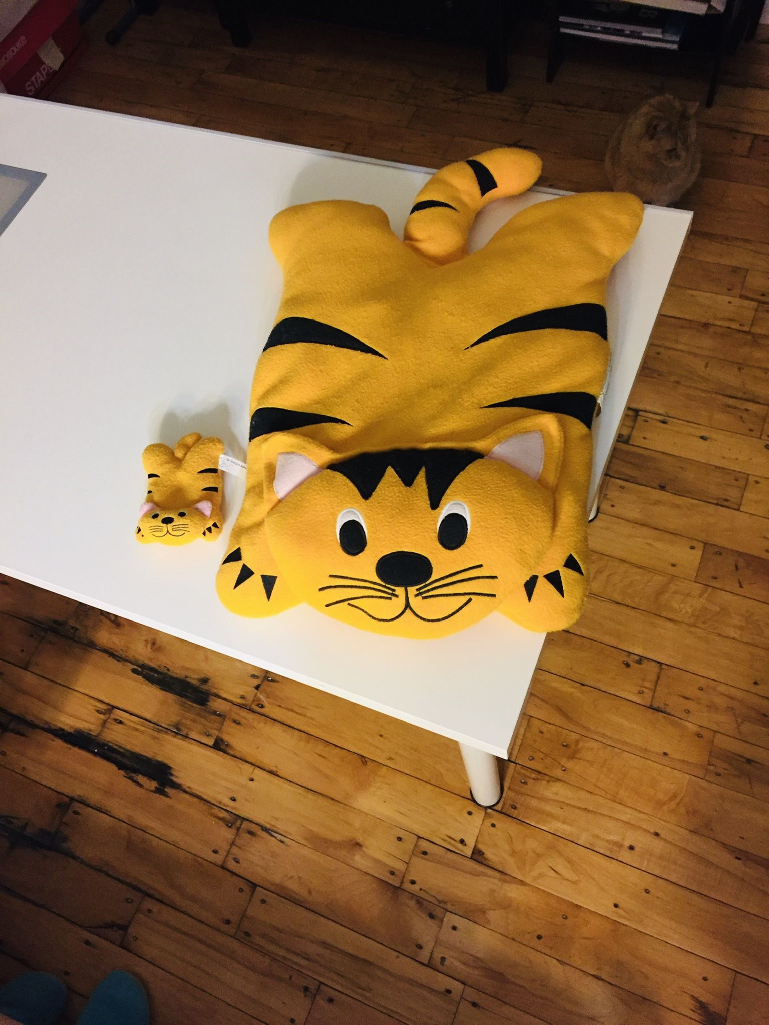 Great gift for significant one! Tiger and his small friend. Can work as a pillow to sleep on and as an adorable friend to sleep with. New.