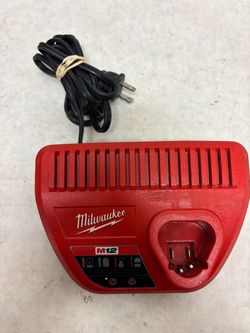 Milwaukee M12 charger
