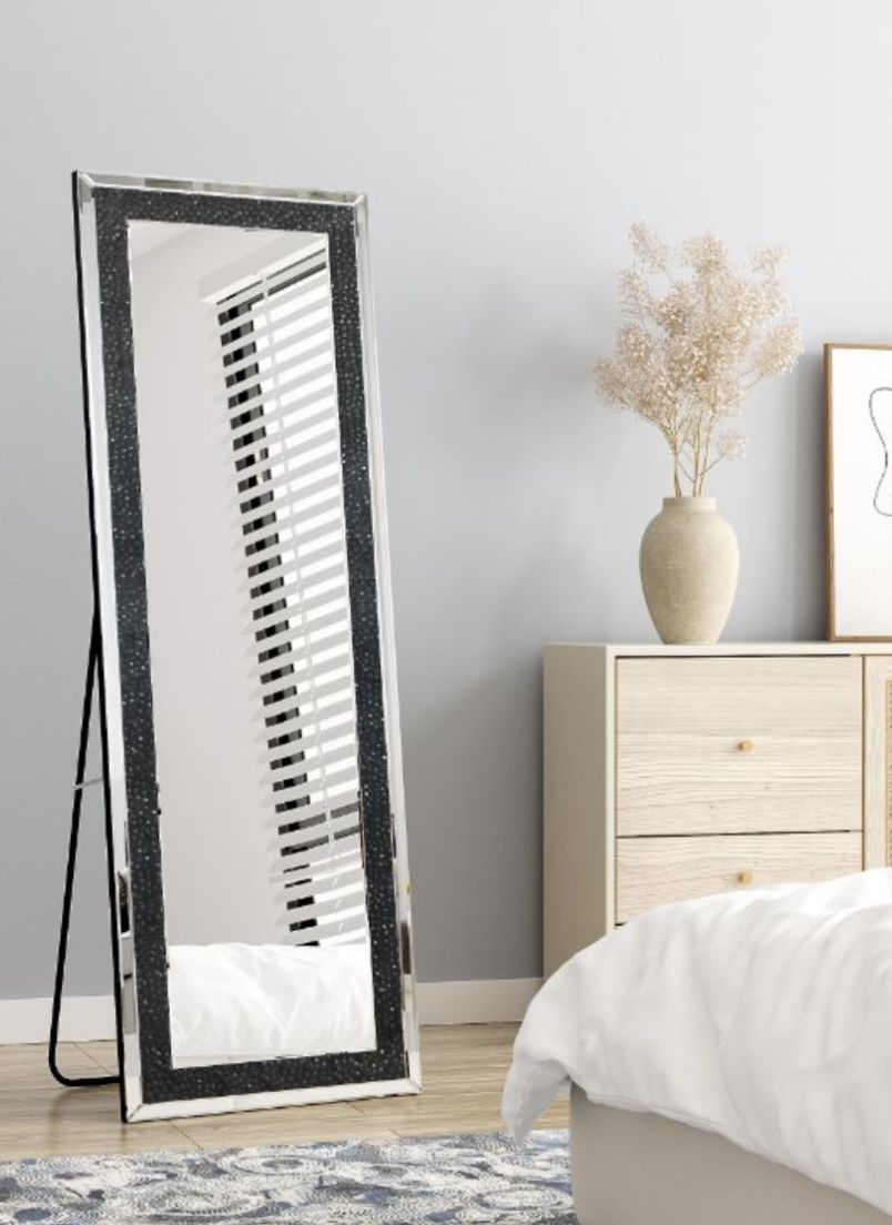 CRYSTAL CRUSHED DIAMOND MIRROR