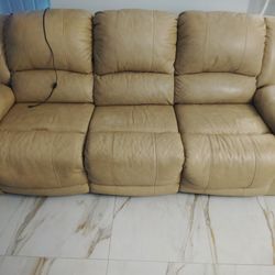 Reclining Sofa