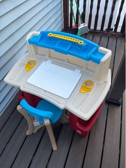 Kids art table