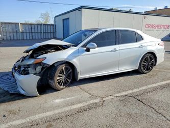 2018 Toyota Camry XSE For Parts