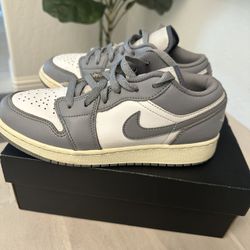 Jordan Air Jordan 1 Low "Vintage Grey"