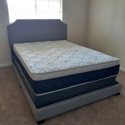 NEW QUEEN PILLOW-TOP MATTRESS AND BOX SPRING - 2PC