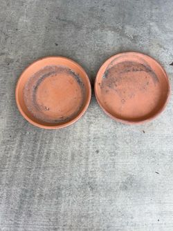 Pot saucers