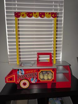 Melissa & Doug Disney Snacks & Popcorn Toy